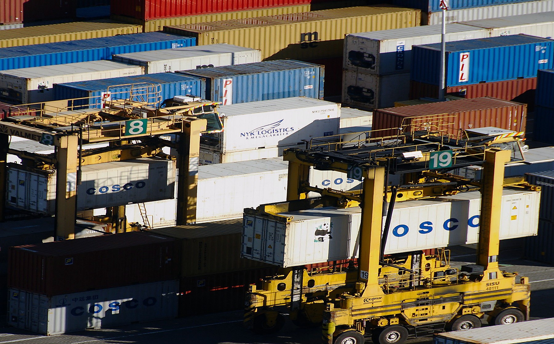 Container port channel operations